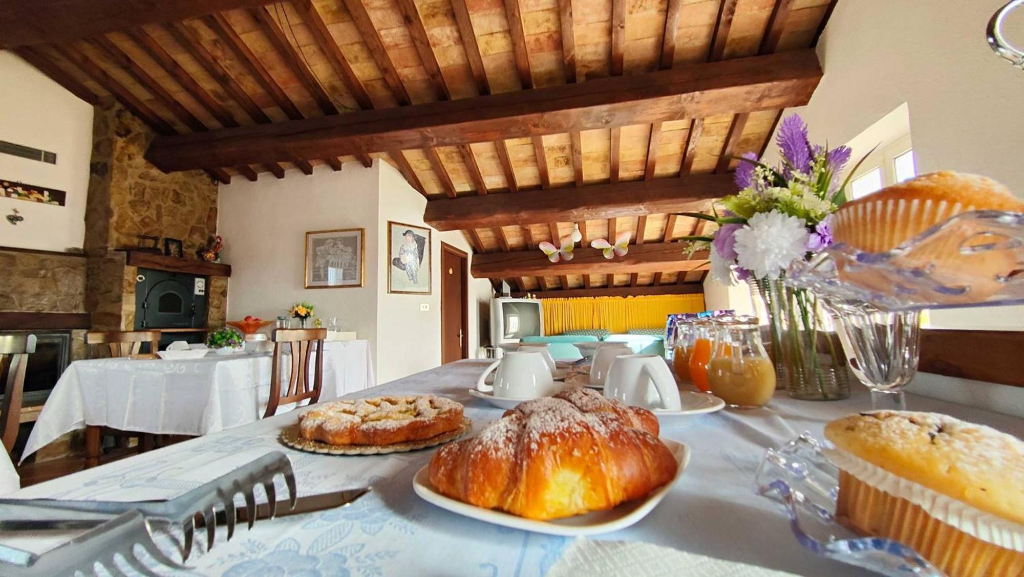 Ardea Bed & Breakfast Tolentino Buitenkant foto